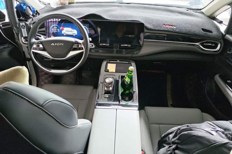 Used AION V 2021 Evolution Edition 70 Intelligent Leading Edition Center Console