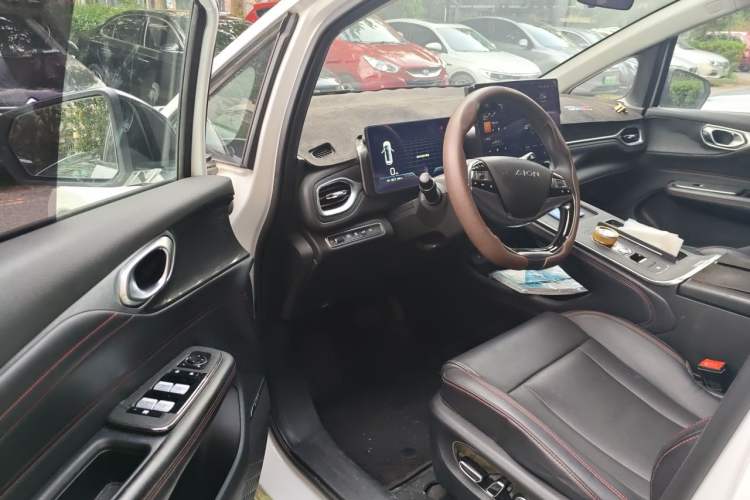 Used AION V 2021 Plus 80 Smart Edition Ternary Lithium Driver Seat