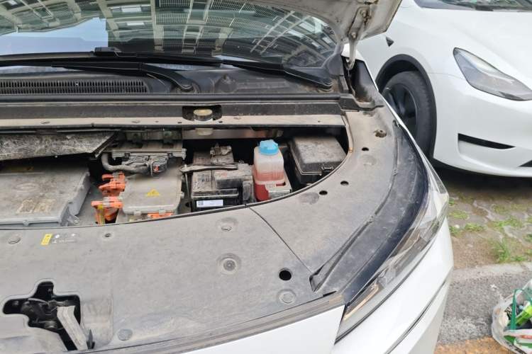 Used AION V 2021 Plus 80 Smart Edition Ternary Lithium Engine Bay Left