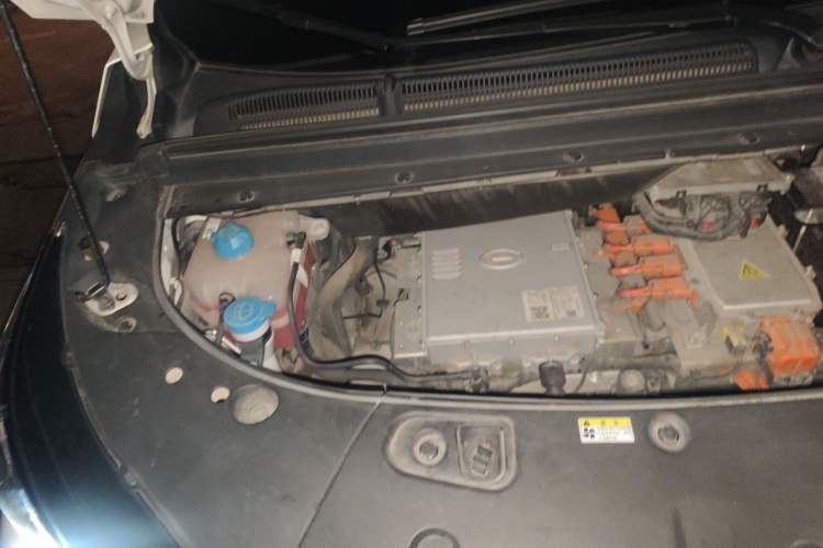 Used AION V 2021 Evolution Edition 70 Intelligent Leading Edition Engine Bay Right