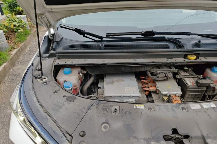 Used AION V 2021 Evolution Edition 70 Smart Tech Version Engine Bay Right