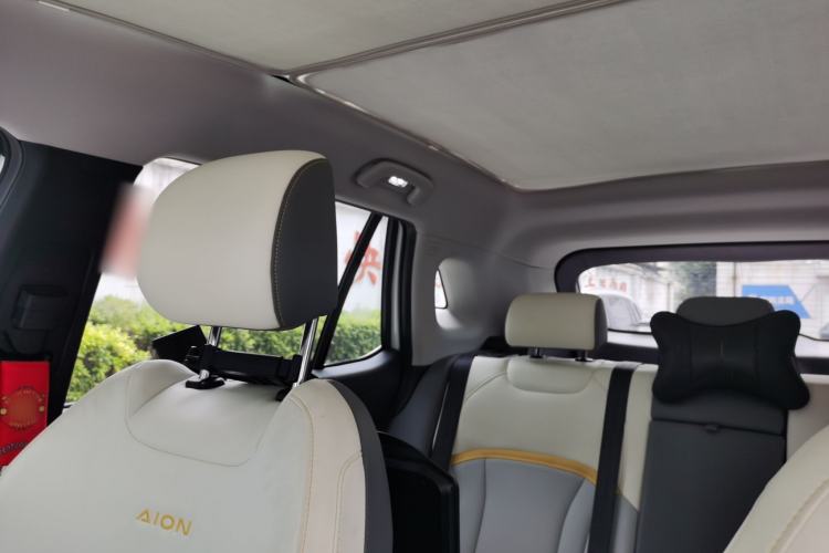 Used AION V 2021 Plus 70 Smart Technology Edition Lithium Iron Phosphate Headliner