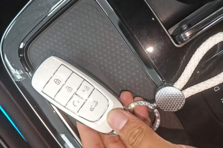 Used AION V 2021 Evolution Edition 70 Intelligent Leading Edition Interior 1