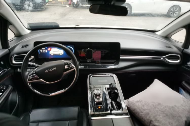 Used AION V 2021 Evolution Edition 70 Intelligent Leading Edition Interior 2