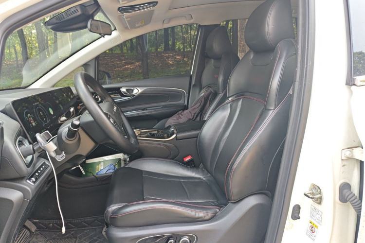 Used AION V 2021 Evolution Edition 70 Intelligent Leading Edition Left Front Seat
