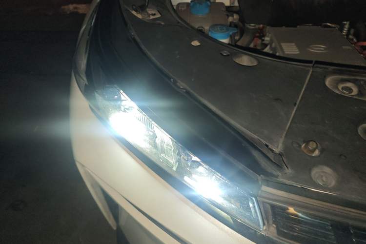 Used AION V 2021 Evolution Edition 70 Intelligent Leading Edition Right Front Headlight