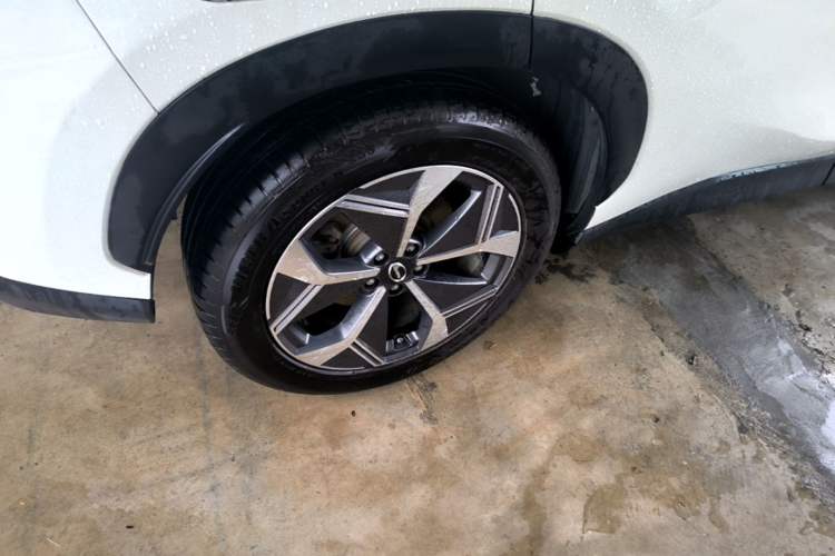 Used AION V 2021 Evolution Edition 70 Intelligent Leading Edition Right Rear Wheel Hub