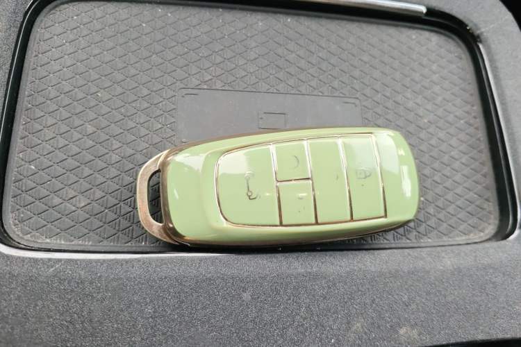 Used AION V 2021 Plus 80 Smart Edition Ternary Lithium Vehicle Key