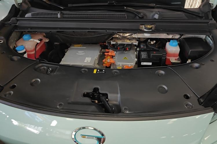 Used AION V 2022 Plus 70 Smart Edition Ternary Lithium Engine Bay