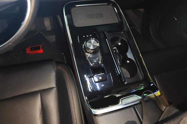 Used AION V 2022 Plus 70 Smart Edition Ternary Lithium Gear Lever