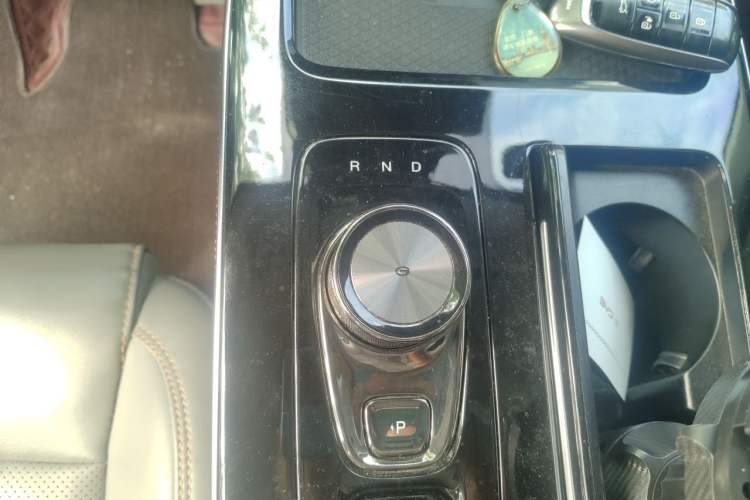 Used AION V 2022 Plus 70 Smart Technology Edition Ternary Lithium Gear Lever