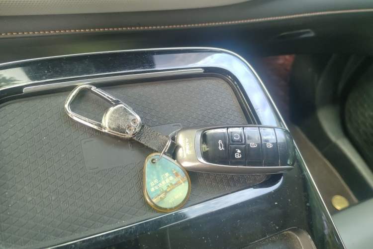 Used AION V 2022 Plus 70 Smart Technology Edition Ternary Lithium Vehicle Key