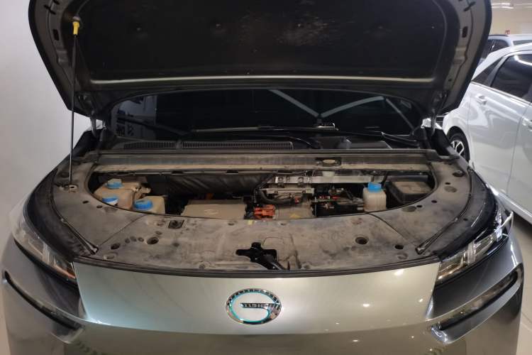 Used AION V 2022 Plus 80 Executive Edition Ternary Lithium Engine Bay