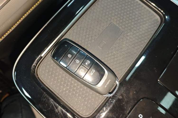 Used AION V 2022 Plus 70 Smart Technology Edition Ternary Lithium Interior 1