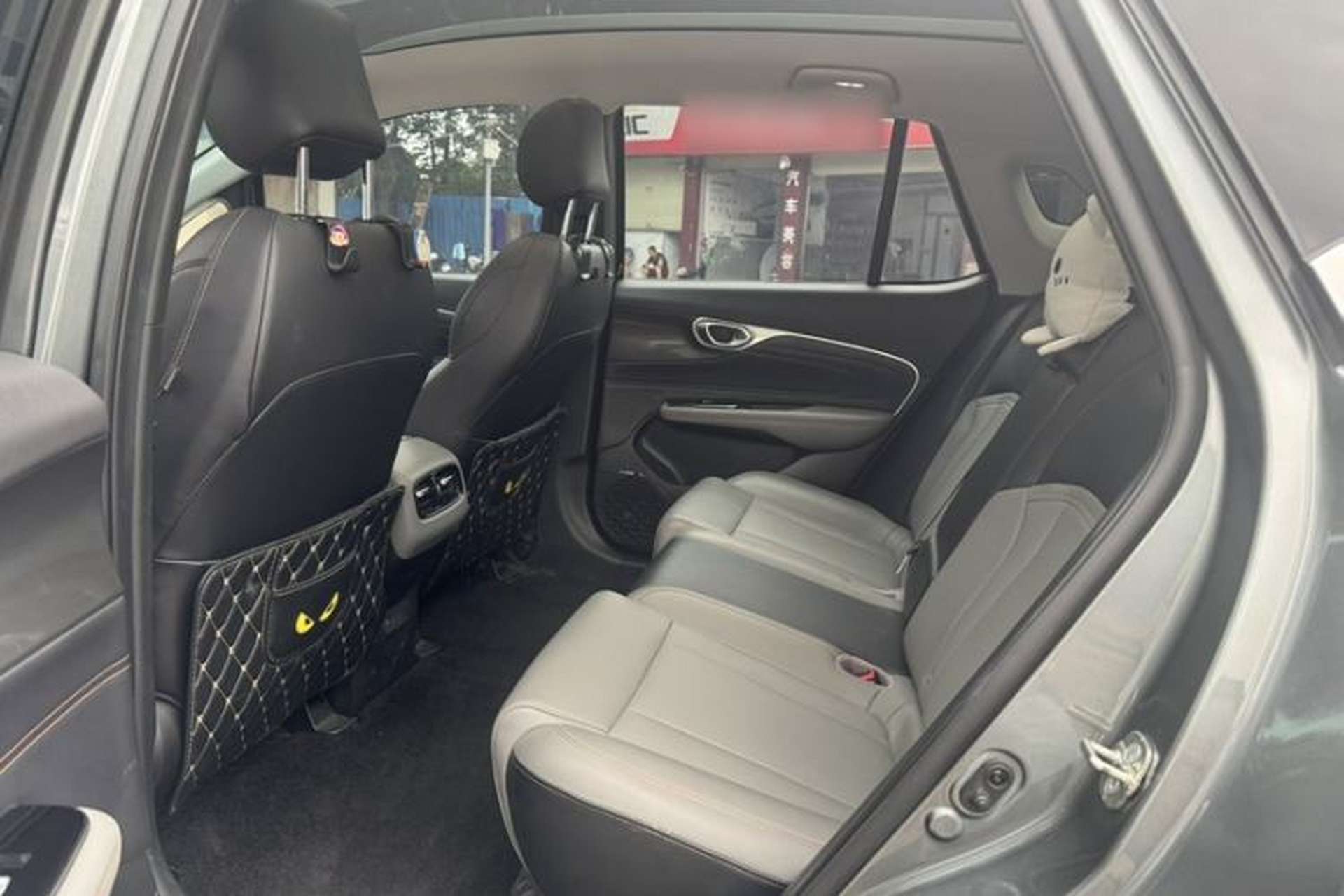 Used AION V 2022 Plus 80 Leader Edition Ternary Lithium Interior 3
