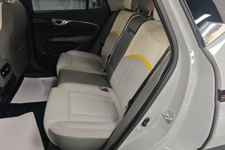 Used AION V 2022 Plus 70 Smart Technology Edition Ternary Lithium Interior 4