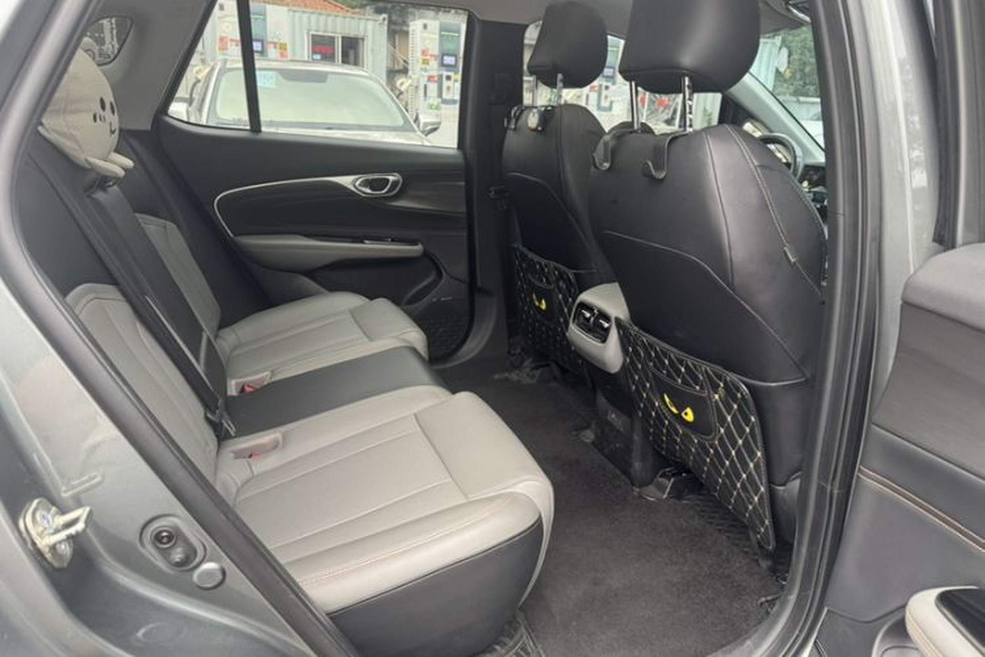 Used AION V 2022 Plus 80 Leader Edition Ternary Lithium Interior 4