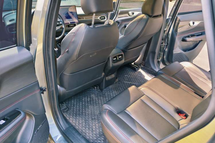 Used AION V 2022 Plus 80 Executive Edition Ternary Lithium Interior 7