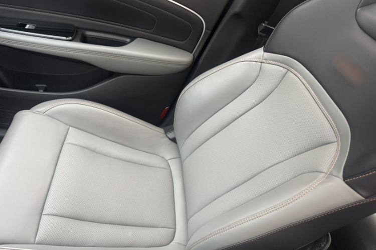 Used AION V 2022 Plus 80 Leader Edition Ternary Lithium Interior 7