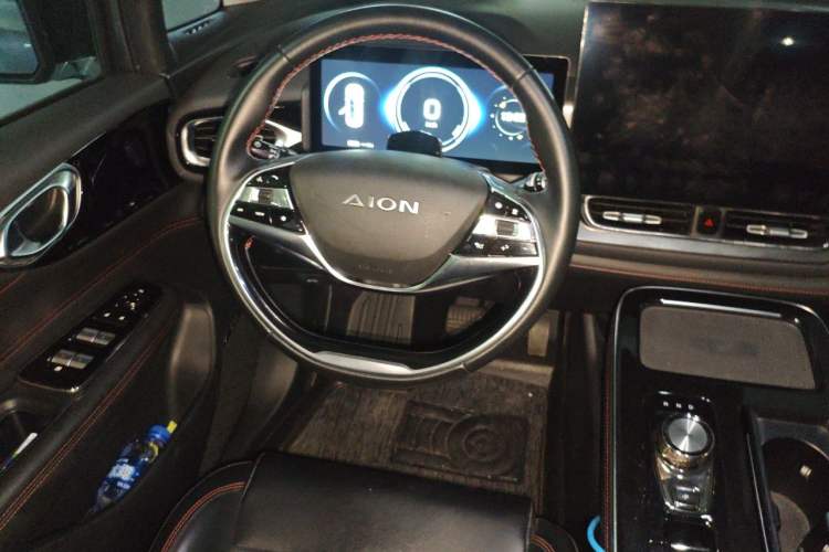 Used AION V 2022 Plus 70 Smart Technology Edition Ternary Lithium Steering Wheel