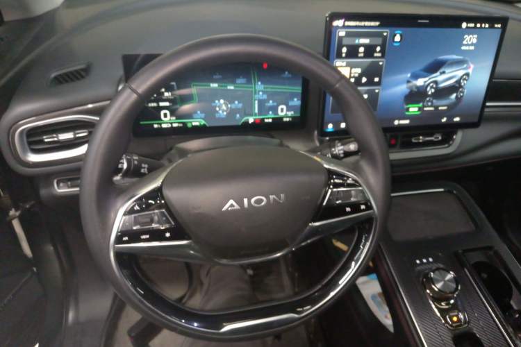 Used AION V 2022 Plus 80 Executive Edition Ternary Lithium Steering Wheel