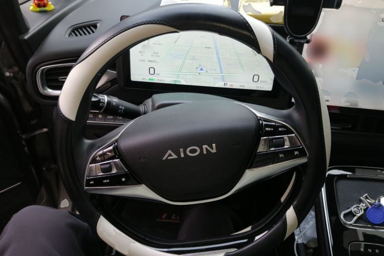 Used AION V 2022 Plus 70 Smart Edition Ternary Lithium Steering Wheel