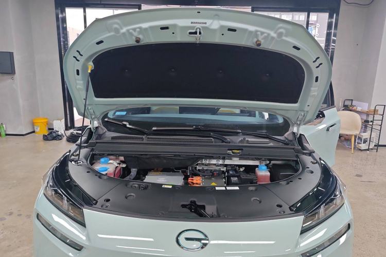 Used AION V 2022 Plus 80 Leader Edition Ternary Lithium Engine Bay