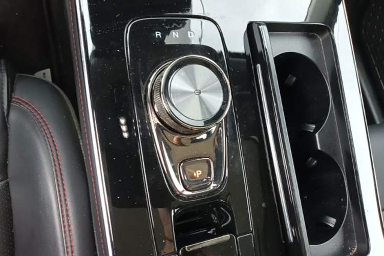 Used AION V 2022 Plus 80 Executive Edition Ternary Lithium Gear Lever