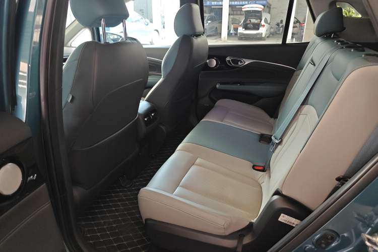 Used AION V 2022 Plus 70 Smart Technology Edition Ternary Lithium Left Rear Seat