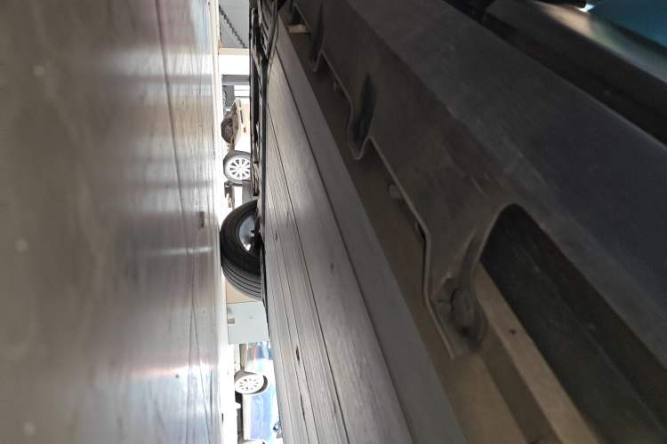 Used AION V 2022 Plus 70 Smart Technology Edition Ternary Lithium Left Side Sill