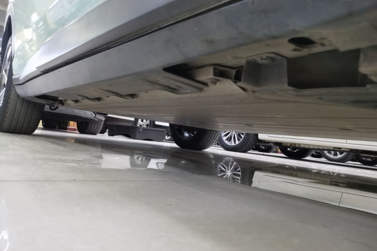 Used AION V 2022 Plus 70 Smart Technology Edition Ternary Lithium Right Side Sill