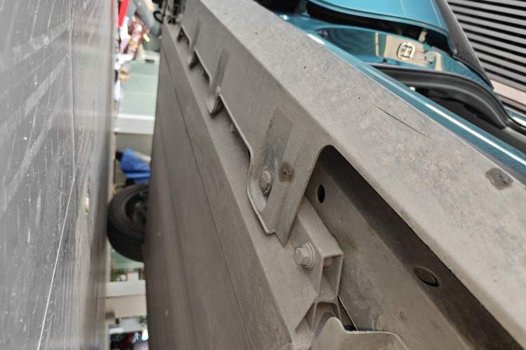 Used AION V 2022 Plus 70 Smart Technology Edition Ternary Lithium Right Side Sill