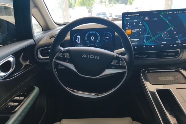 Used AION V 2022 Plus 70 Smart Technology Edition Ternary Lithium Steering Wheel