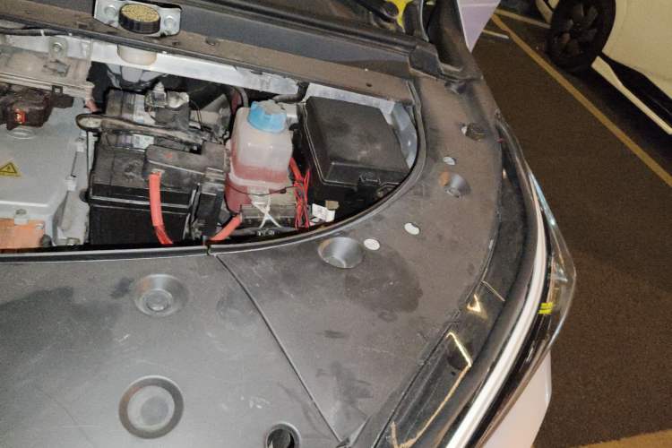 Used AION V 2022 Plus 70 Smart Edition Ternary Lithium Engine Bay Left