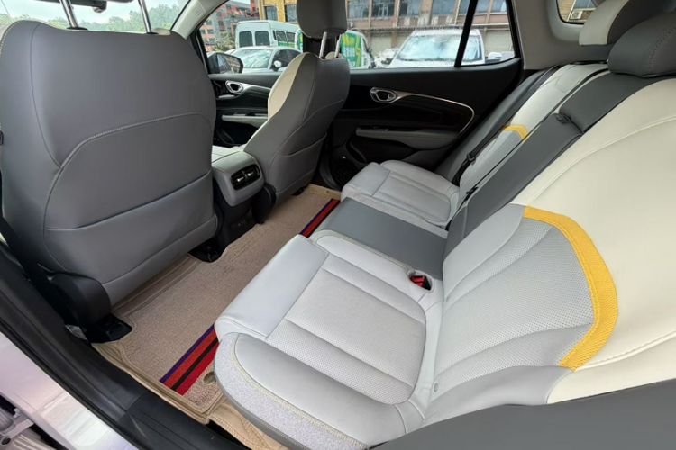Used AION V 2022 Plus 70 Smart Edition Ternary Lithium Interior 3