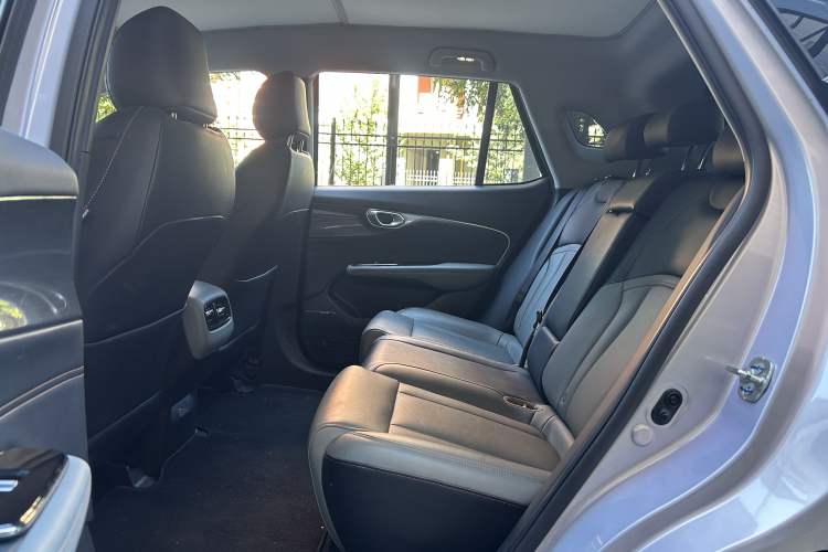Used AION V 2022 Plus 80 Leader Edition Ternary Lithium Interior 4