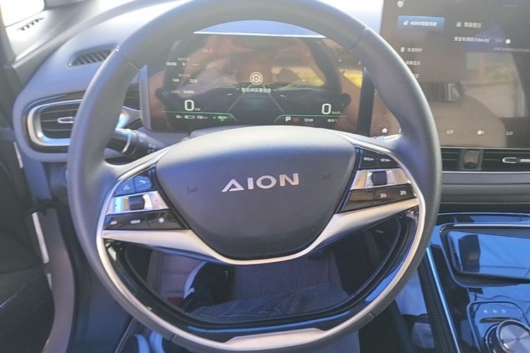 Used AION V 2022 Plus 70 Smart Edition Ternary Lithium Steering Wheel