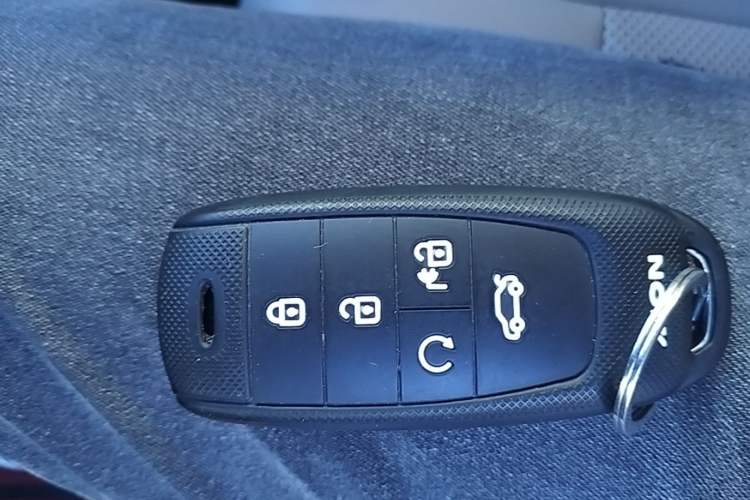 Used AION V 2022 Plus 70 Smart Edition Ternary Lithium Vehicle Key