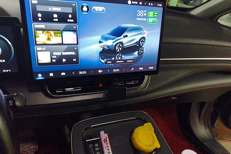 Used AION V 2022 Plus 70 Smart Technology Edition Ternary Lithium Audio And AC Panel