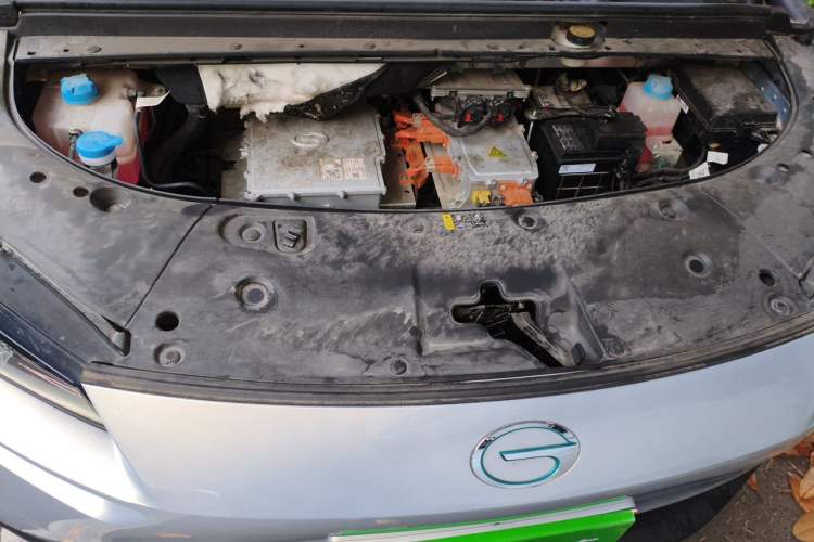 Used AION V 2022 Plus 70 Smart Edition Ternary Lithium Engine Bay