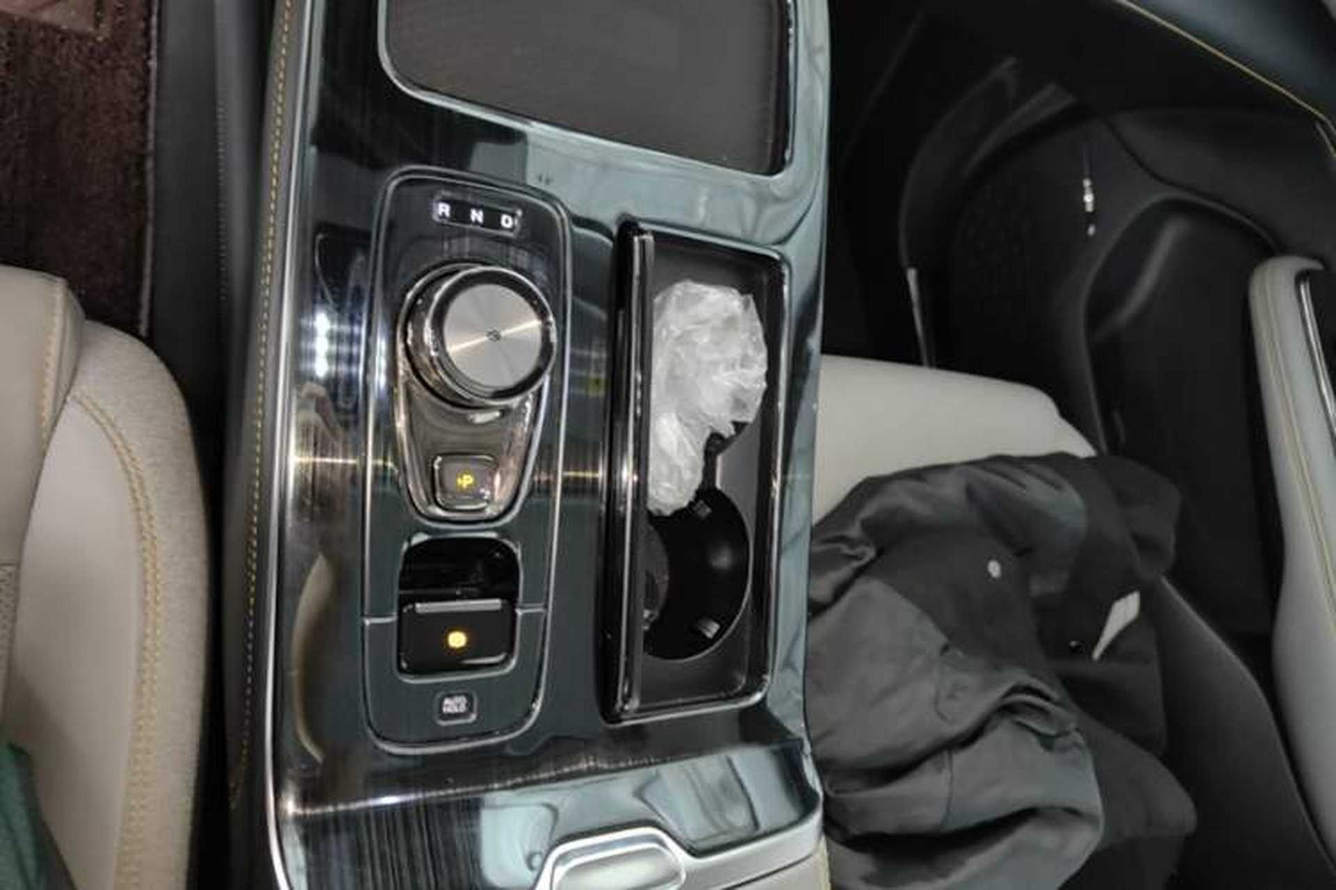 Used AION V 2022 Plus 70 Smart Edition Ternary Lithium Gear Lever