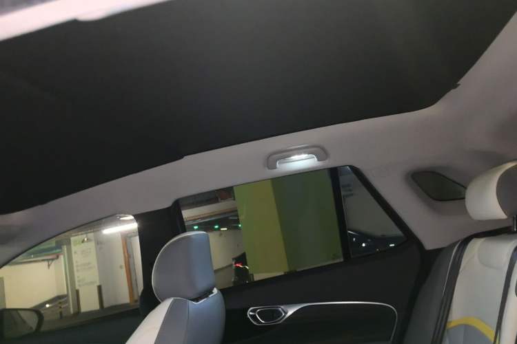 Used AION V 2022 Plus 70 Smart Edition Ternary Lithium Headliner