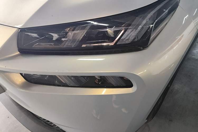 Used AION V 2022 Plus 70 Smart Technology Edition Ternary Lithium Left Front Headlight