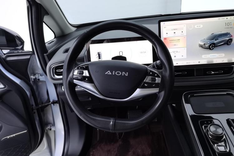 Used AION V 2022 Plus 80 Executive Edition Ternary Lithium Steering Wheel