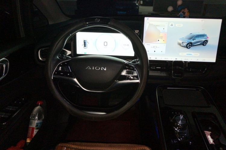Used AION V 2022 Plus 70 Smart Edition Ternary Lithium Steering Wheel