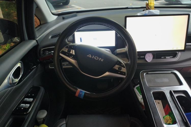 Used AION V 2022 Plus 70 Smart Edition Ternary Lithium Steering Wheel