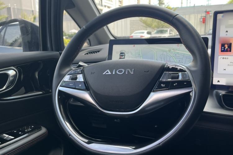 Used AION V 2022 Plus 70 Smart Technology Edition Ternary Lithium Steering Wheel