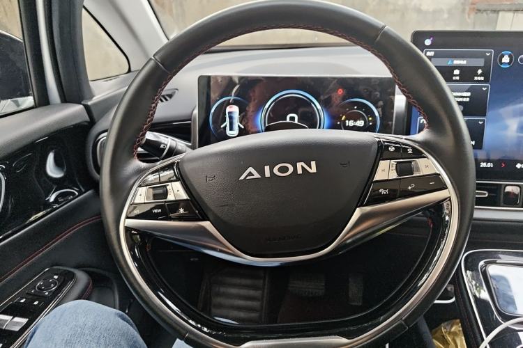Used AION V 2022 Plus 70 Smart Technology Edition Ternary Lithium Steering Wheel
