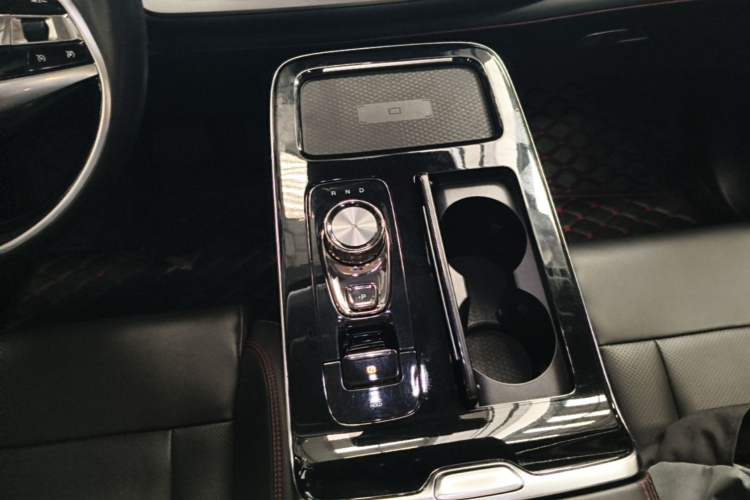 Used AION V 2022 Plus 70 Smart Edition Ternary Lithium Gear Lever
