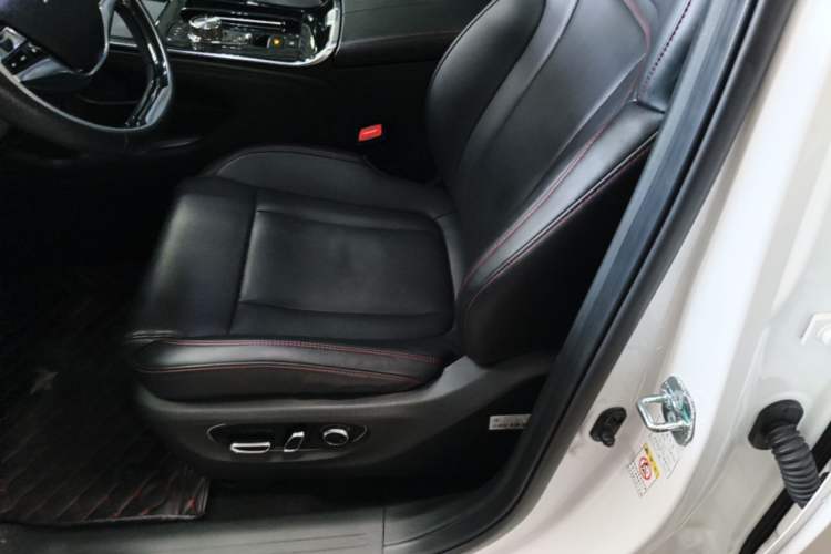 Used AION V 2022 Plus 70 Smart Edition Ternary Lithium Left Front Seat